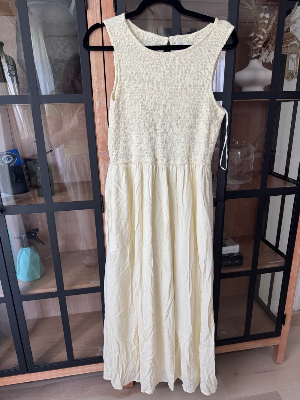 Jopna smocked maxi dress butter yellow sleeveless pastel pockets round neck - Picture 8 of 11